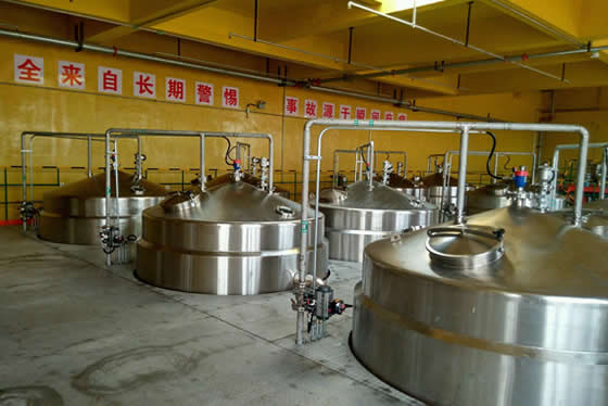 巖藻黃素車間內(nèi)部2 巖藻黃素車間內(nèi)部2